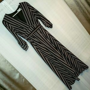 Flowy Long dress Long roll up sleeve